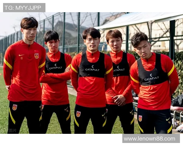 中国男足与伊朗激战回顾精彩瞬间全场集锦分析与亮点总结