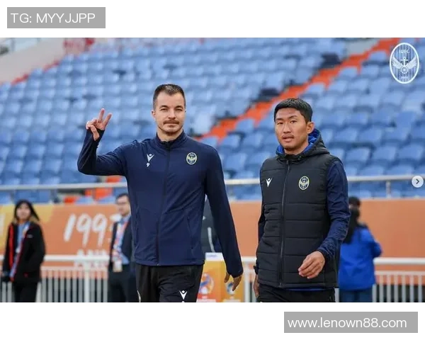 宾福特主场迎战周三队全力争胜展现强大实力 宾福特主场迎战周三队全力争胜展现强大实力