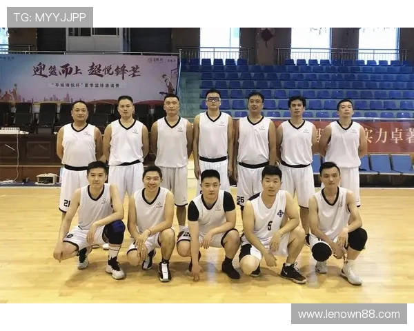 上海篮球队在锦标赛中的精彩表现与实力分析